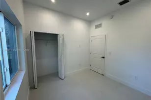 135 NW 60th St, Miami, FL 33127 - Photo 12