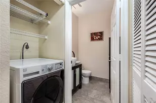 1275 Yellowheart Way, Hollywood, FL 33019 - Photo 18