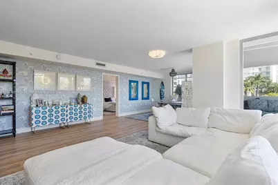1133 102nd St #301, Bay Harbor Islands, FL 33154 - Photo 4