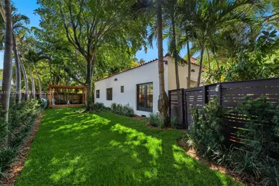 2530 Andros Ave, Miami, FL 33133 - Photo 22
