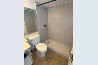 10253 NW 9th St Cir #406-6, Miami, FL 33172 - Photo 26