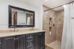 9109C SW 20th St, Davie, FL 33324 - Photo 22