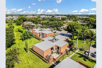 9109 C SW 20th St, Davie, FL 33324 - Photo 30