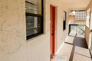 841 NE 207th Ln, Miami, FL 33179 - Photo 36