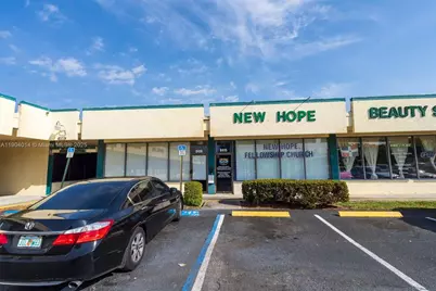 8415 W McNab Rd #8415, Tamarac, FL 33321 - Photo 2