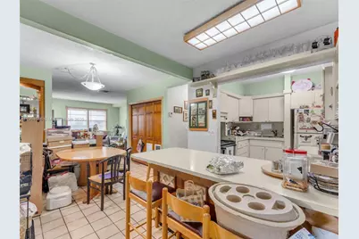 520 NW 32nd Pl, Miami, FL 33125 - Photo 46