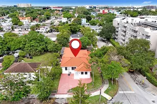 520 NW 32nd Pl, Miami, FL 33125 - Photo 36