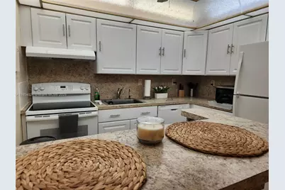 7300 NW 17th St #220, Plantation, FL 33313 - Photo 14