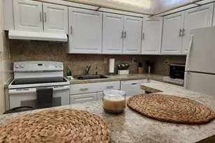 7300 NW 17th St, Plantation, FL 33313 - Photo 14