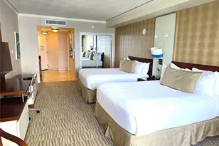 18001 Collins Ave, Sunny Isles Beach, FL 33160 - Photo 6