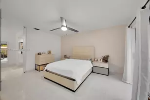 8596 SW 115th Pl, Miami, FL 33173 - Photo 20