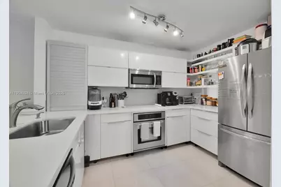 8596 SW 115th Pl, Miami, FL 33173 - Photo 8