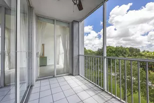 9725 NW 52nd St, Doral, FL 33178 - Photo 18