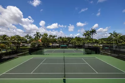 9725 NW 52nd St #415, Doral, FL 33178 - Photo 20
