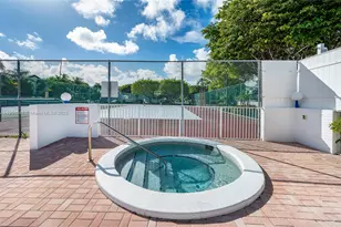 351 NE 211th St, Miami, FL 33179 - Photo 42