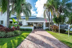 351 NE 211th St, Miami, FL 33179 - Photo 46