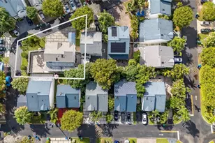 351 NE 211th St, Miami, FL 33179 - Photo 34