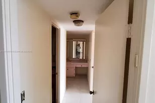 1301 NE Miami Gardens Dr, Miami, FL 33179 - Photo 12