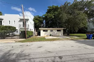3803 Thomas Ave, Miami, FL 33133 - Photo 4
