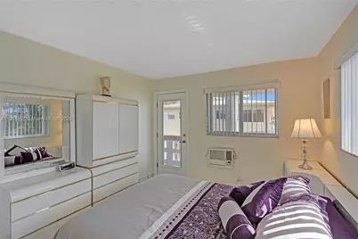 1015 SW 11th Ave #11K, Hallandale Beach, FL 33009 - Photo 18