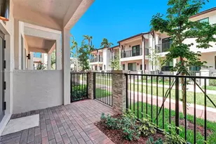 4614 NW 83rd Path, Doral, FL 33166 - Photo 10