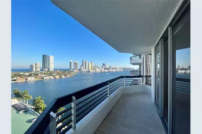 3600 Mystic Pointe Dr #1717, Aventura, FL 33180 - Photo 12