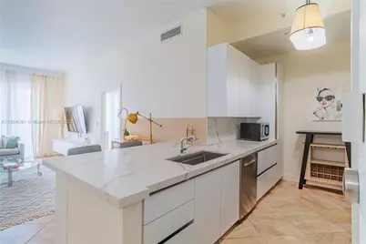 802 W Windward Way #411, Lantana, FL 33462 - Photo 8