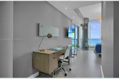 100 S Pointe Dr #909, Miami Beach, FL 33139 - Photo 18
