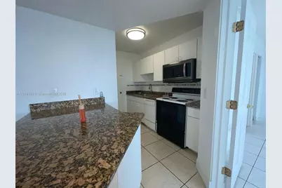 5313 Collins Ave #510, Miami Beach, FL 33140 - Photo 8
