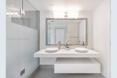 92 SW 3rd St #310, Miami, FL 33130 - Photo 16
