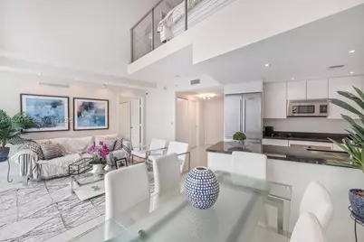 92 SW 3rd St #310, Miami, FL 33130 - Photo 2