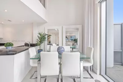 92 SW 3rd St #310, Miami, FL 33130 - Photo 4