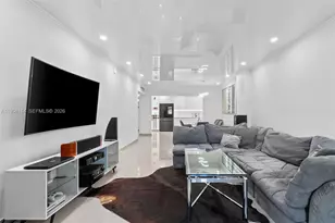 19390 Collins Ave, Sunny Isles Beach, FL 33160 - Photo 10