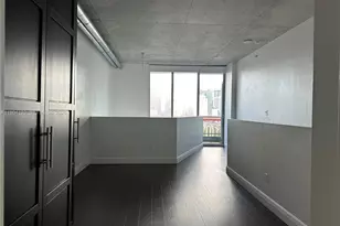 690 SW 1st Ct, Miami, FL 33130 - Photo 12