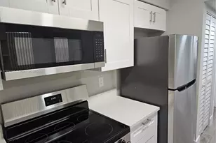 [Address not provided], Oakland Park, FL 33309 - Photo 16