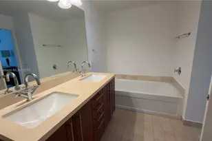 1111 SW 1st Ave, Miami, FL 33130 - Photo 20