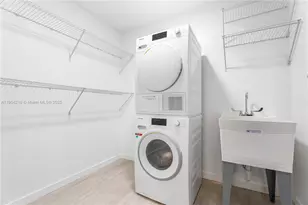 1000 Brickell Plaza, Miami, FL 33131 - Photo 20