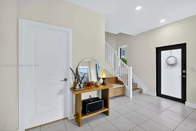 4426 NW 83rd Pkwy #., Doral, FL 33166 - Photo 8