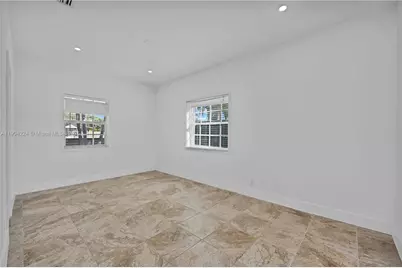 818 NE 3rd St #818, Hallandale Beach, FL 33009 - Photo 12