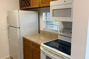 8550 N Sherman Cir, Miramar, FL 33025 - Photo 2