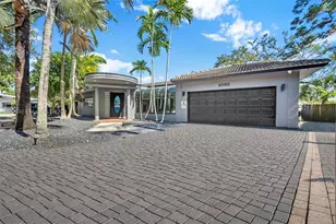 1030 SW 14th Terrace, Fort Lauderdale, FL 33312 - Photo 2