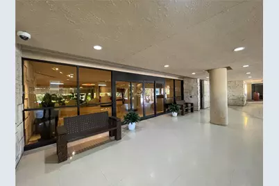 2555 Collins Ave #2002, Miami Beach, FL 33140 - Photo 48