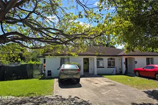 12040 SW 215th St, Miami, FL 33177 - Photo 2