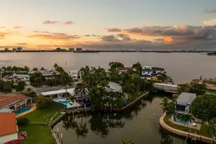 7975 Biscayne Point Cir, Miami Beach, FL 33141 - Photo 56