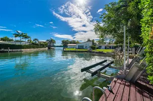 7975 Biscayne Point Cir, Miami Beach, FL 33141 - Photo 34