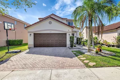 1317 Majesty Terrace, Weston, FL 33327 - Photo 2
