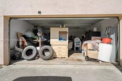 707 SE Karrigan Ter, Port Saint Lucie, FL 34983 - Photo 46