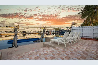 132 E Gardenia St, Tavernier, FL 33070 - Photo 78