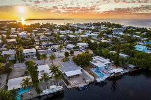 132 E Gardenia St, Tavernier, FL 33070 - Photo 10