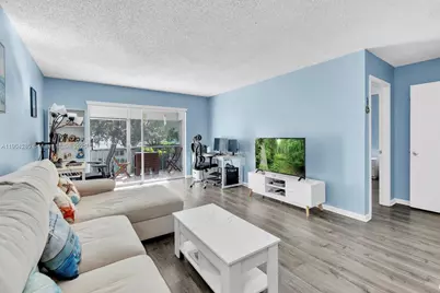6207 Bay Club Dr #3, Fort Lauderdale, FL 33308 - Photo 1